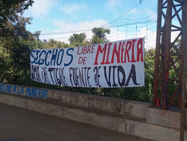 Manifestaciones en Sigchos contra la minería